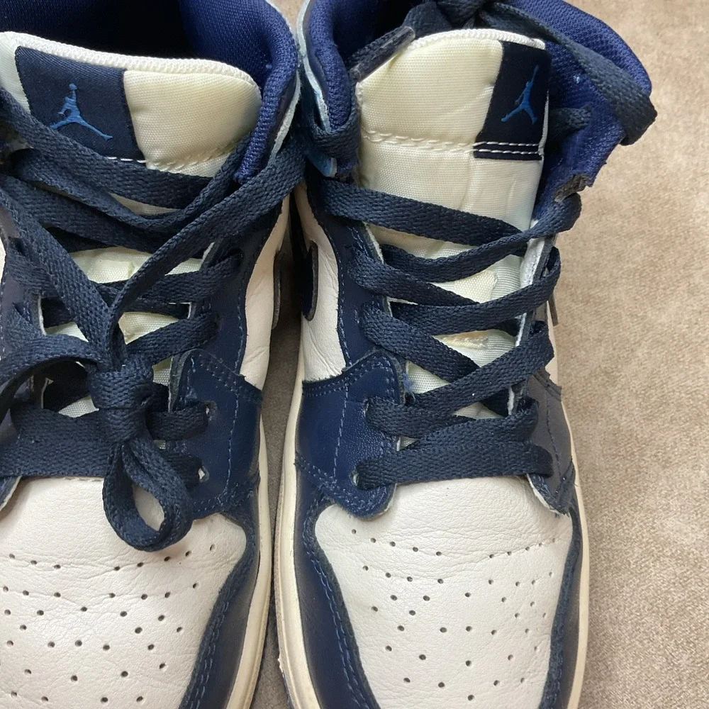 Nike Jordan 1 Retro OG High Obsidian Blue Sneakers 555088-140 GS‎ Sz 2.5 Youth
